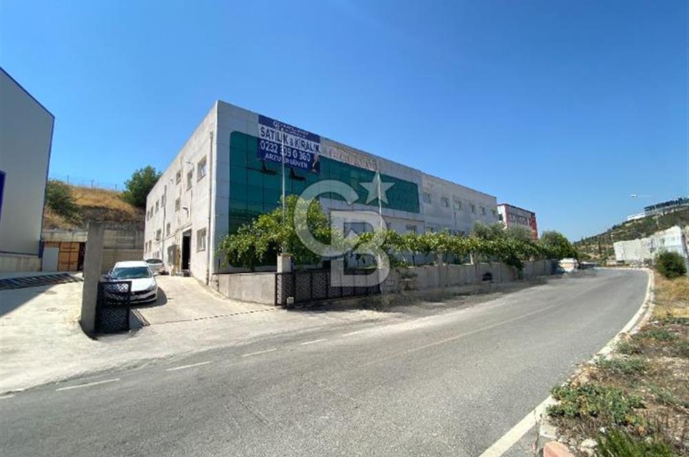 İzmir İTOP OSB'de Satılık Köşe Parsel Fabrika