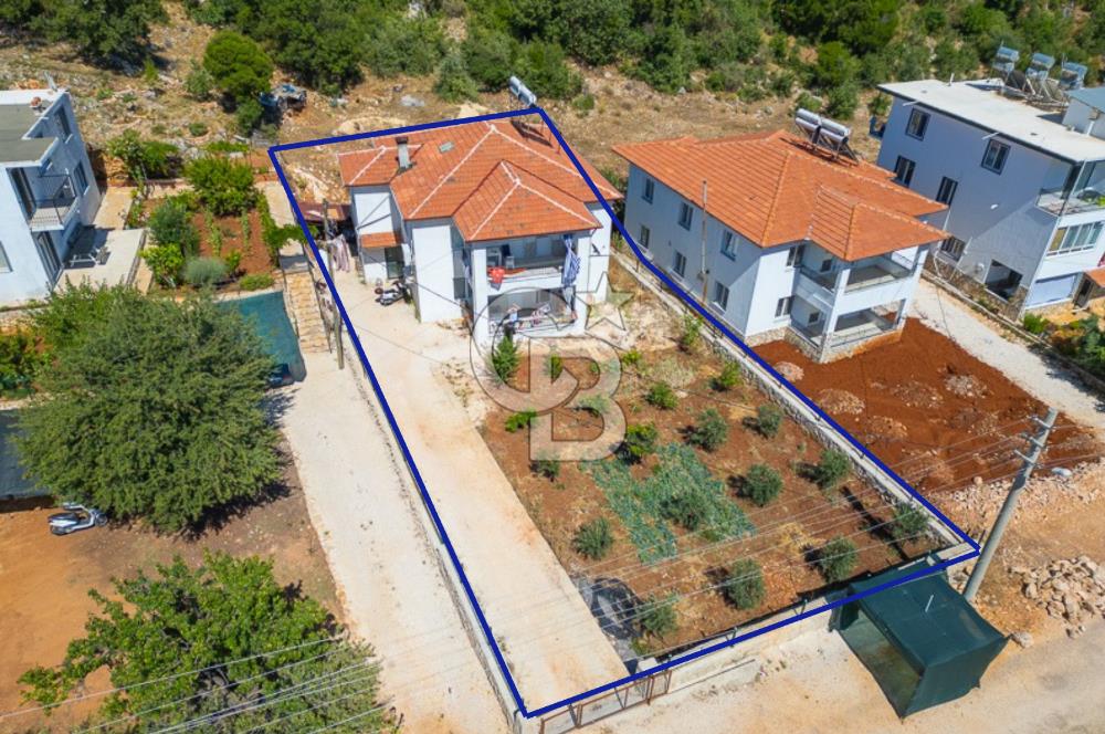 CB ARDENDEN ANTALYA KAŞ AĞULLUDA 2 KATLI BAHÇELİ SATILIK EV