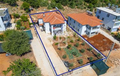 CB ARDENDEN ANTALYA KAŞ AĞULLUDA 2 KATLI BAHÇELİ SATILIK EV