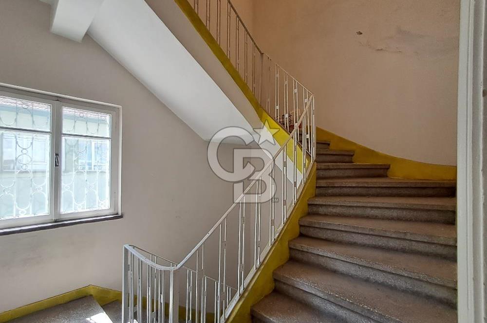 Sahabiyede Öğretmen Evi Karşı Sokağında 2 Katlı Komple Bina