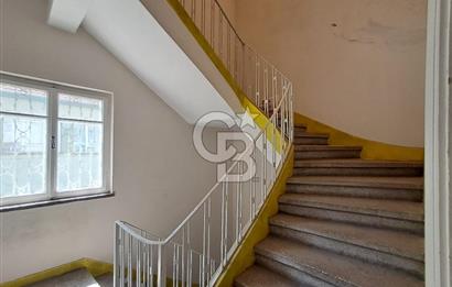 Sahabiyede Öğretmen Evi Karşı Sokağında 2 Katlı Komple Bina