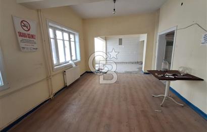 Sahabiyede Öğretmen Evi Karşı Sokağında 2 Katlı Komple Bina