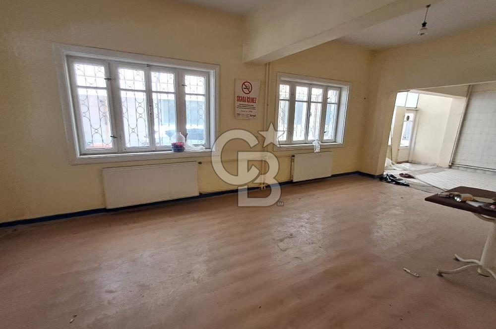 Sahabiyede Öğretmen Evi Karşı Sokağında 2 Katlı Komple Bina
