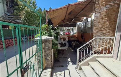 Sahabiyede Öğretmen Evi Karşı Sokağında 2 Katlı Komple Bina
