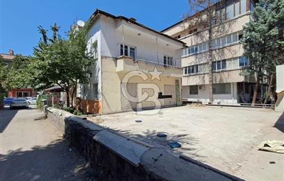 Sahabiyede Öğretmen Evi Karşı Sokağında 2 Katlı Komple Bina
