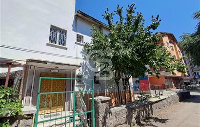 Sahabiyede Öğretmen Evi Karşı Sokağında 2 Katlı Komple Bina