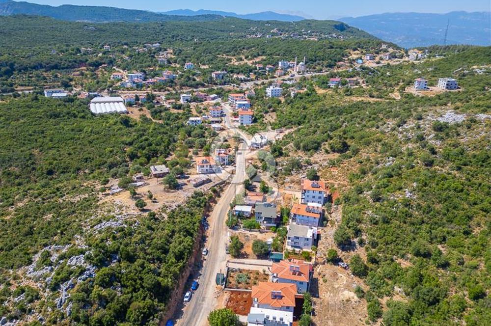 CB ARDENDEN ANTALYA KAŞ AĞULLUDA 2 KATLI BAHÇELİ SATILIK EV