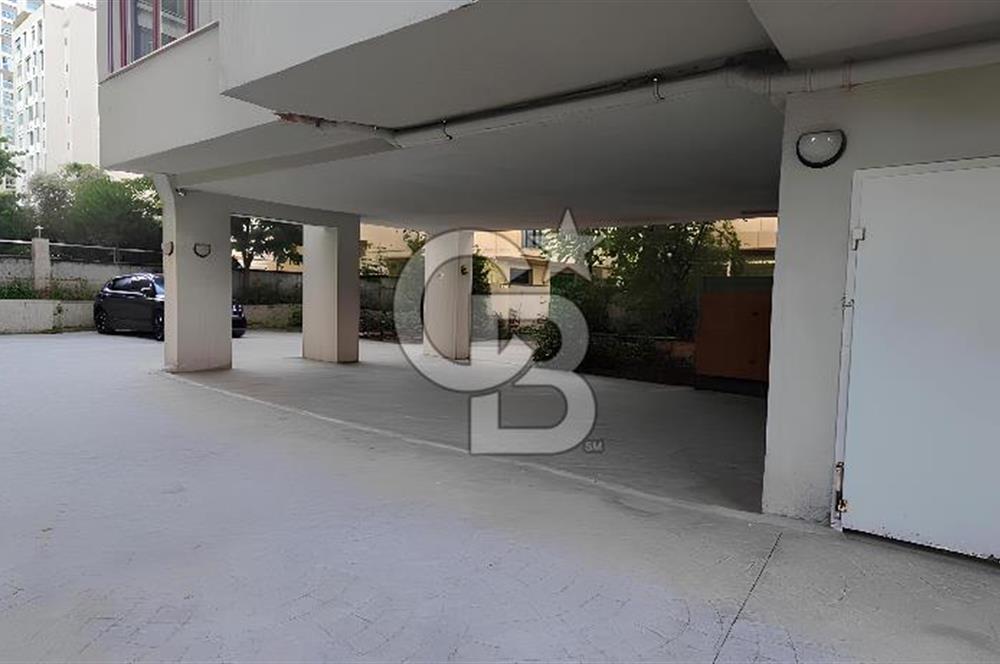 ERENKÖY'DE SAHİLE YAKIN 3+1 FERAH VE MODERN SATILIK FIRSAT DAİRE