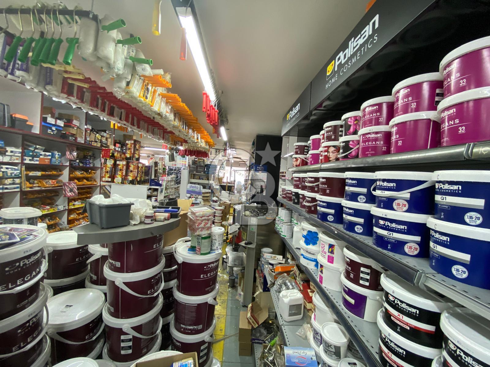 KABİL CD ÜZERİ 12 M CD.CEPHELİ DEVREN SATILIK 900 M2 YAPI MARKET