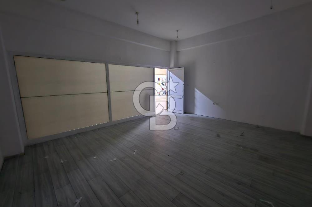 CB ENVOY | Gölcük Merkez'de 30 M2 Muhteşem Konumda Kiralık Ofis
