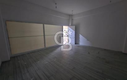 CB ENVOY | Gölcük Merkez'de 30 M2 Muhteşem Konumda Kiralık Ofis
