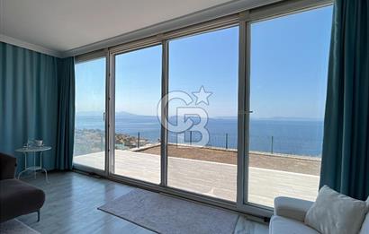 Egenin İncisi Çandarlı da Panoramik Deniz Manzaralı 4+1 Villa