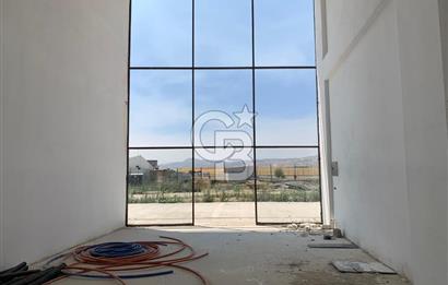 Pelit Plus Forces Yenikent'te Cadde Cepheli Yatırımlık SATILIK İŞ YERİ