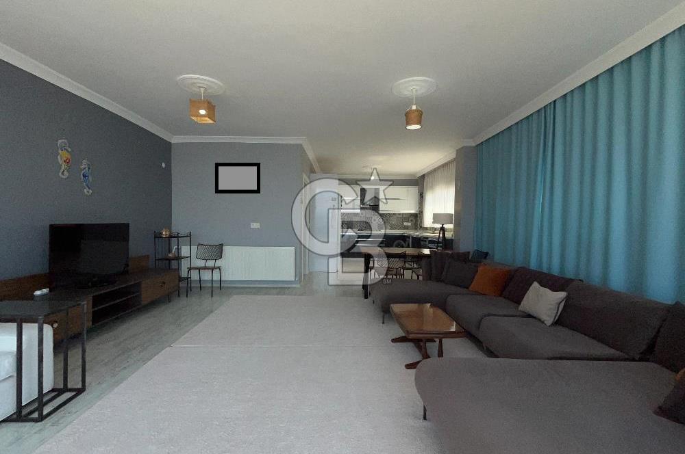 Egenin İncisi Çandarlı da Panoramik Deniz Manzaralı 4+1 Villa