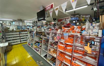 KABİL CD ÜZERİ 12 M CD.CEPHELİ DEVREN SATILIK 900 M2 YAPI MARKET