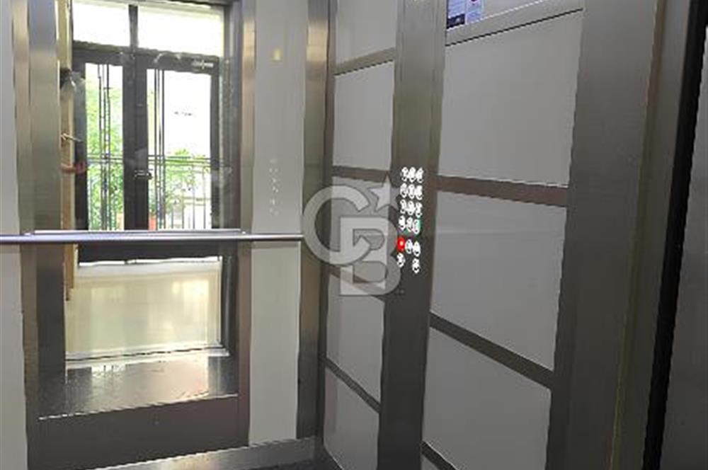 ERENKÖY'DE SAHİLE YAKIN 3+1 FERAH VE MODERN SATILIK FIRSAT DAİRE