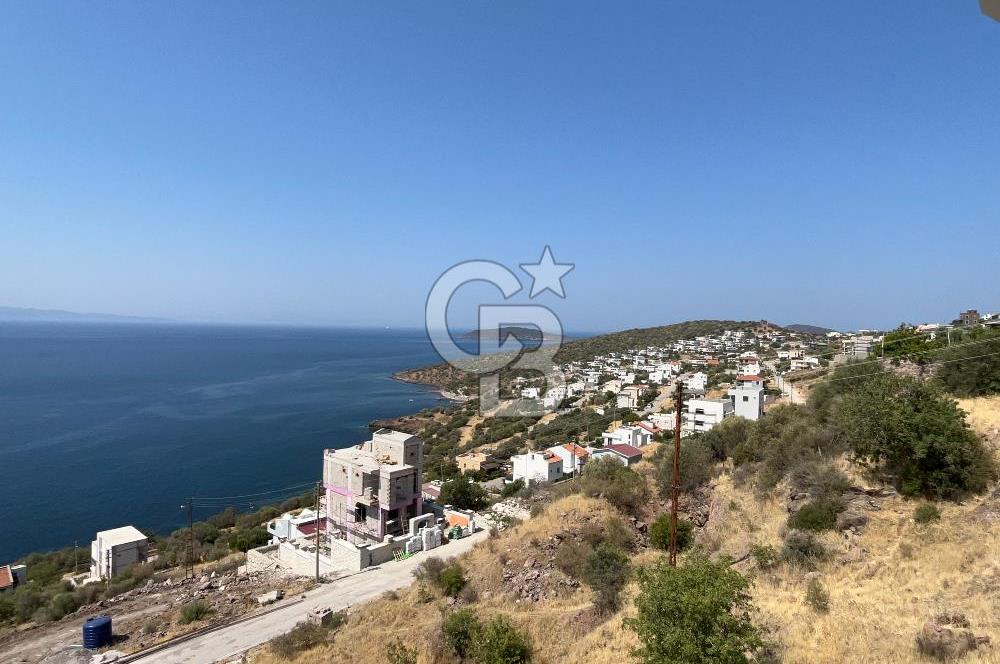 Egenin İncisi Çandarlı da Panoramik Deniz Manzaralı 4+1 Villa