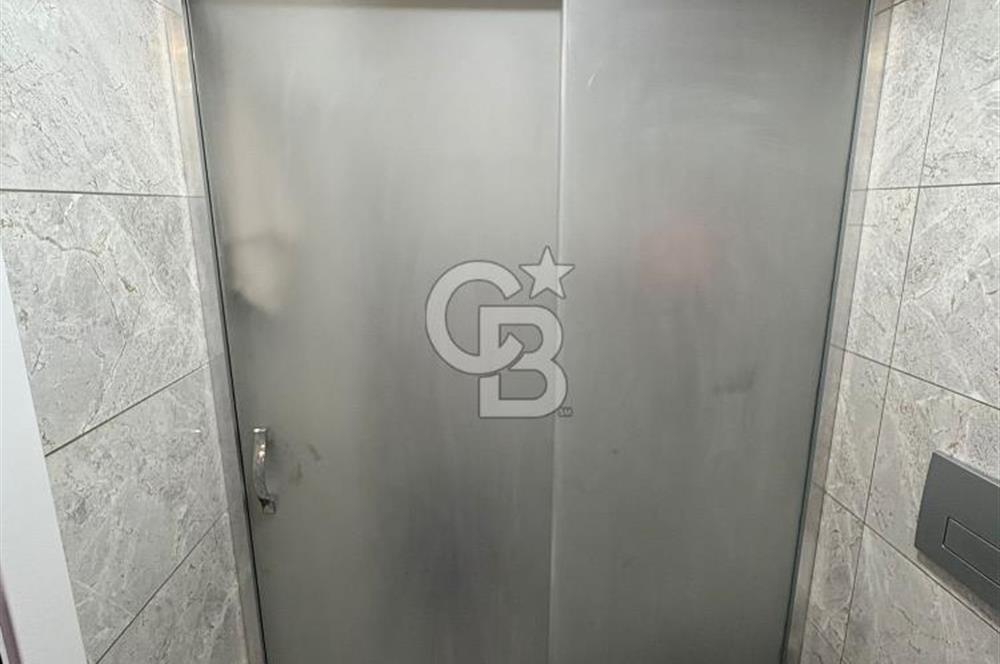ORTABAYIR'DA SATILIK 2+1 OTOPARKLI-ASANSÖRLÜ LÜKS DAİRE