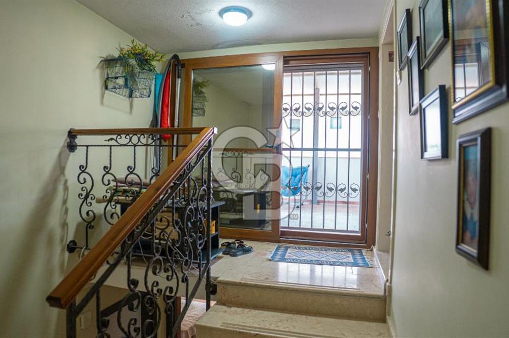 Güzelbahçe Siteler Mahallesinde 4+1 Tripleks Villa