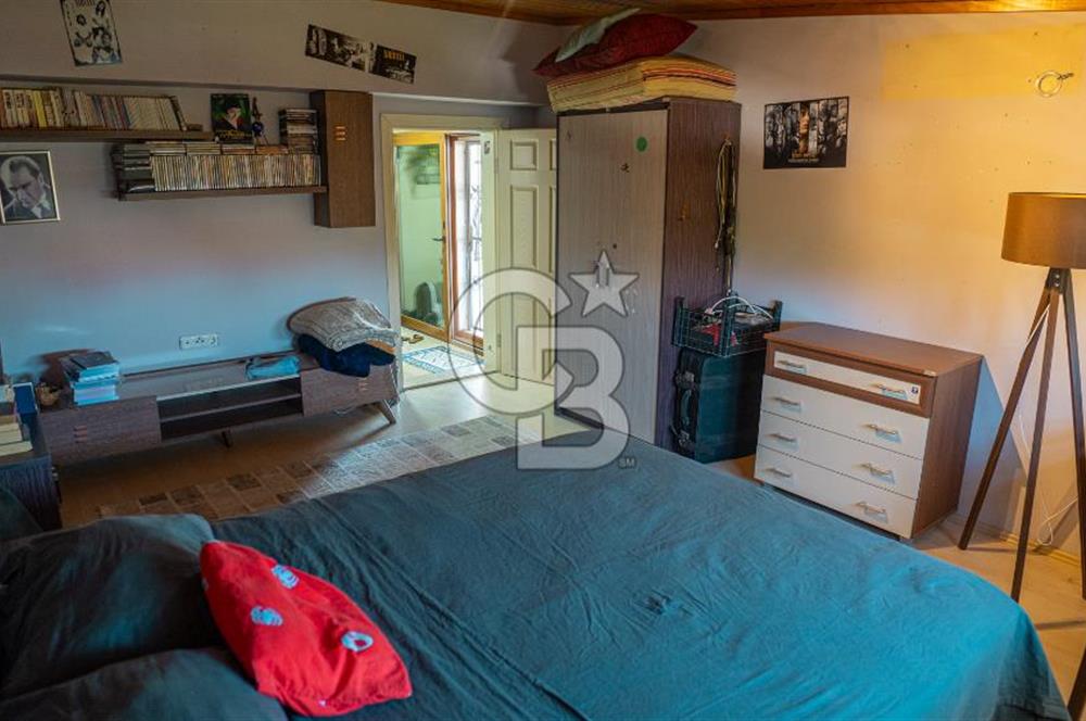 Güzelbahçe Siteler Mahallesinde 4+1 Tripleks Villa