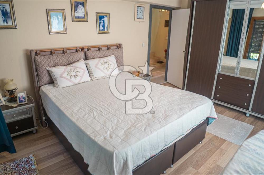Güzelbahçe Siteler Mahallesinde 4+1 Tripleks Villa