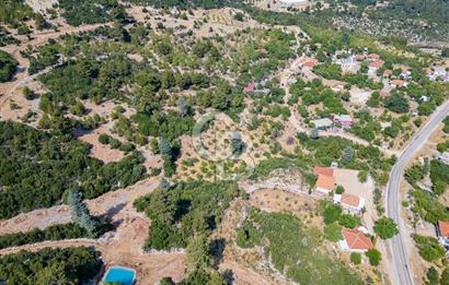 ANTALYA KAŞ GÖMÜCE SATILIK MÜSTAKİL EV VE TARLA
