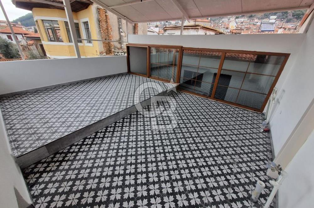 Muğla Merkezde Satılık Oturum Amaçlı/Ofis Kullanımına Uygun Muğla Evi