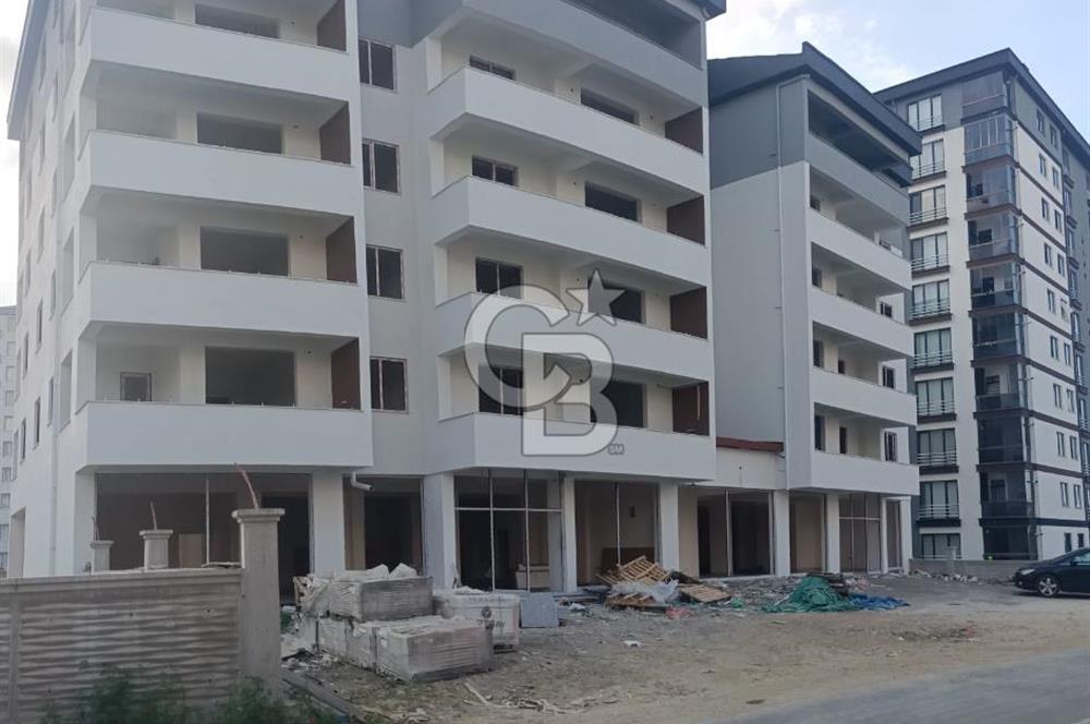 ŞİRİNEVLER'DE SATILIK İŞ YERİ