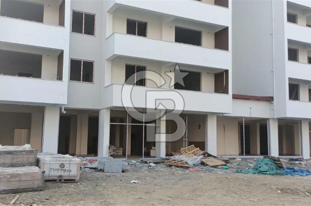 ŞİRİNEVLER'DE SATILIK İŞ YERİ