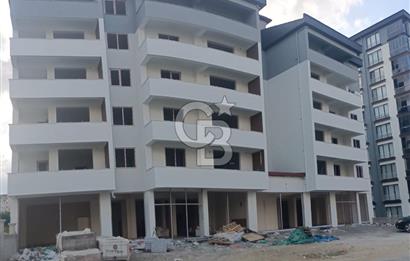 ŞİRİNEVLER'DE SATILIK İŞ YERİ