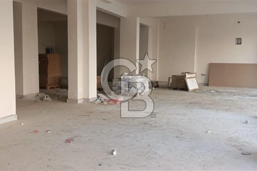 ŞİRİNEVLER'DE SATILIK İŞ YERİ