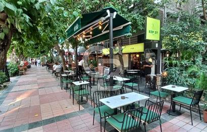 Alsancak Gük Sokakta Yüksek Cirolu Devren Kiralık Pub