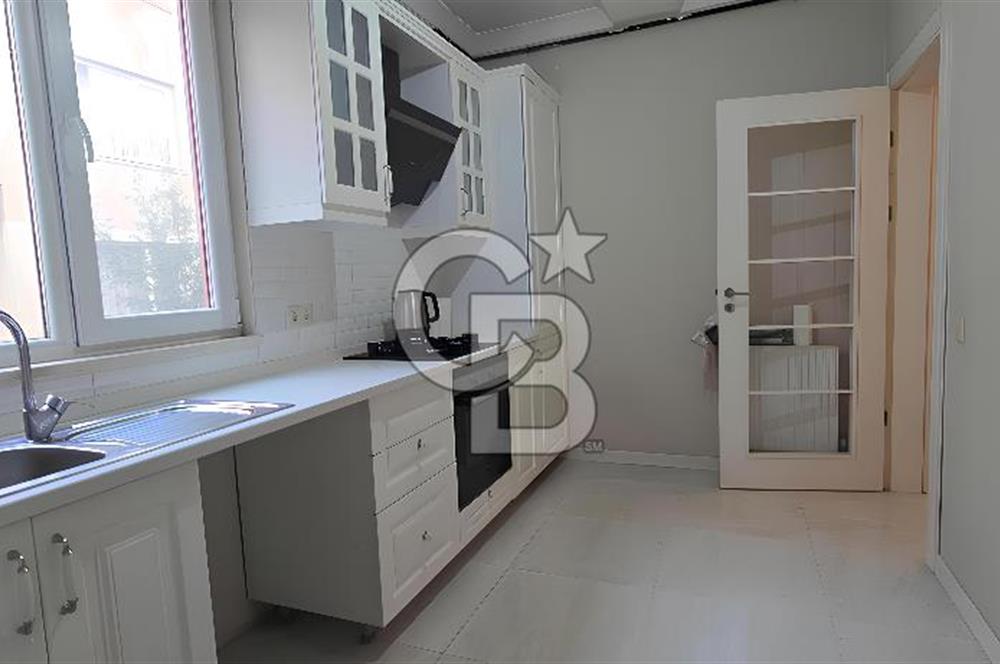 ERENKÖY'DE SAHİLE YAKIN 3+1 FERAH VE MODERN SATILIK FIRSAT DAİRE