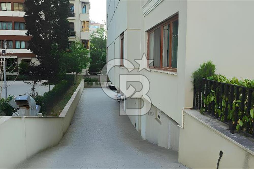 ERENKÖY'DE SAHİLE YAKIN 3+1 FERAH VE MODERN SATILIK FIRSAT DAİRE