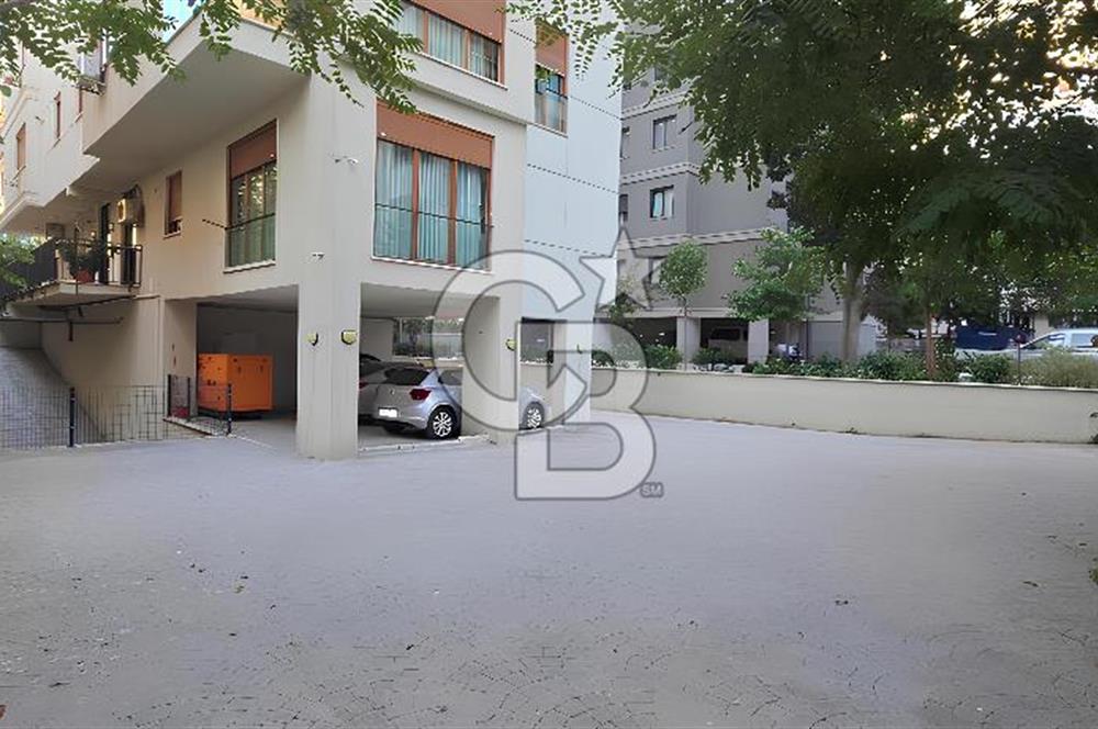 ERENKÖY'DE SAHİLE YAKIN 3+1 FERAH VE MODERN SATILIK FIRSAT DAİRE
