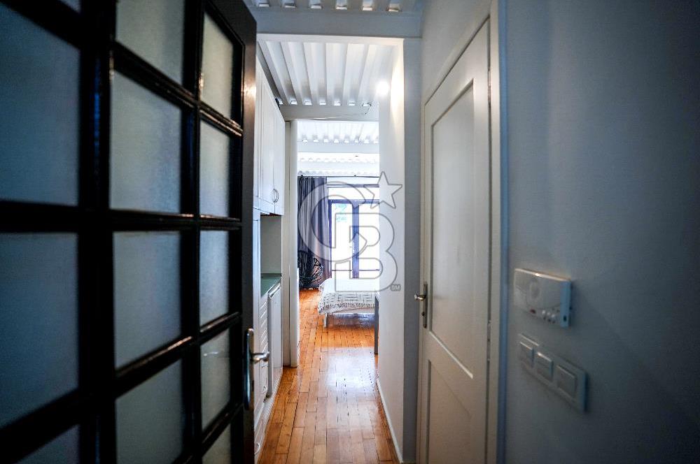 Taksim Beyoğlu Asmalımescit Şehbender Sok ta Kiralık Tarihi Bina