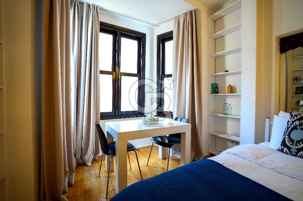 Taksim Beyoğlu Asmalımescit Şehbender Sok ta Kiralık Tarihi Bina