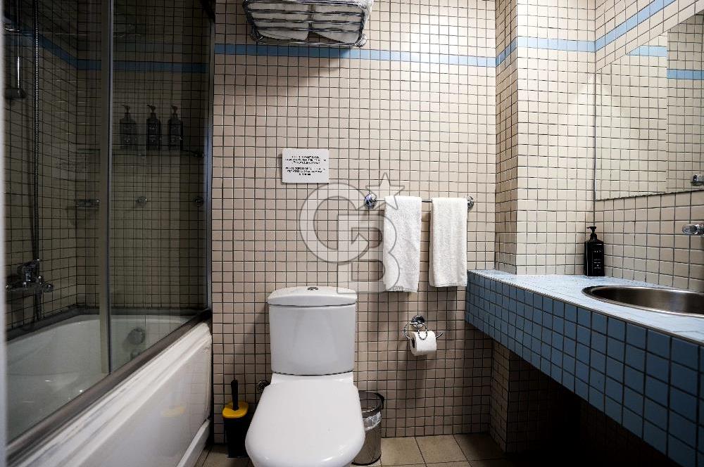 Taksim Beyoğlu Asmalımescit Şehbender Sok ta Kiralık Tarihi Bina