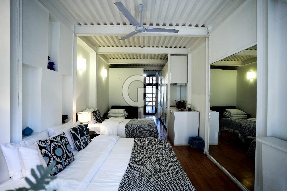 Taksim Beyoğlu Asmalımescit Şehbender Sok ta Kiralık Tarihi Bina