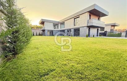 Gölbaşı Karşıyaka 5+1 680 m2 Ultra Lüks Satılık Villa