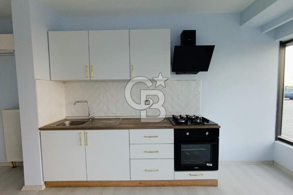 Manisa Meydan Ofis Blokların da İçi Yapılı 1.Kat Kiralık Ofis