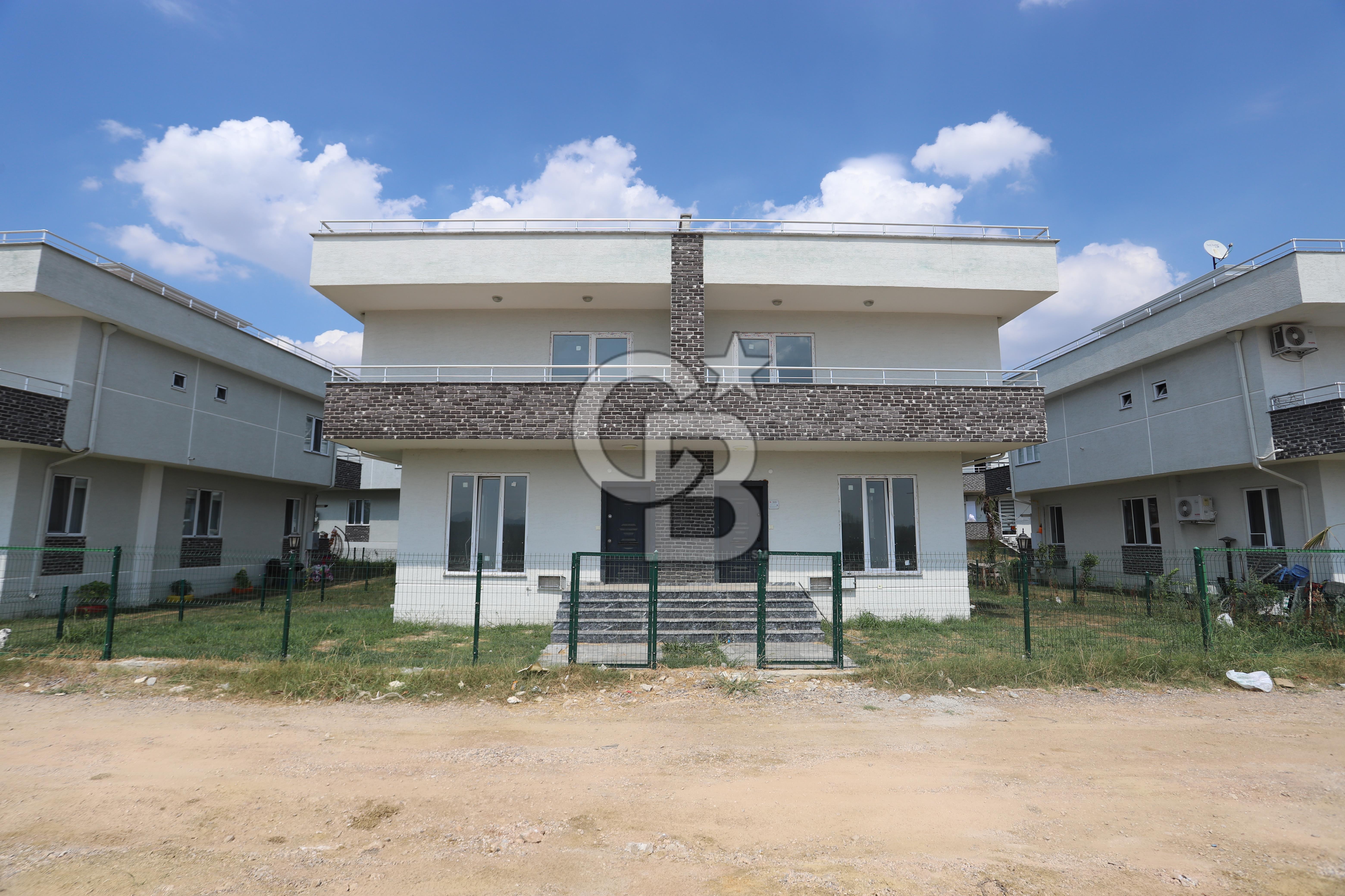 Şehrin Gözde Bölgesinde Müstakil Bahçeli Satılık Villa