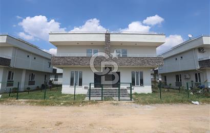 Şehrin Gözde Bölgesinde Müstakil Bahçeli Satılık Villa