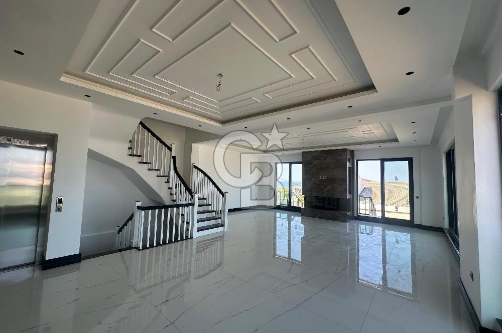 *PRESTİJLİ YAŞAMIN YENİ ADRESİ 4 KATLI AKILLI TRİPLEKS VİLLA*