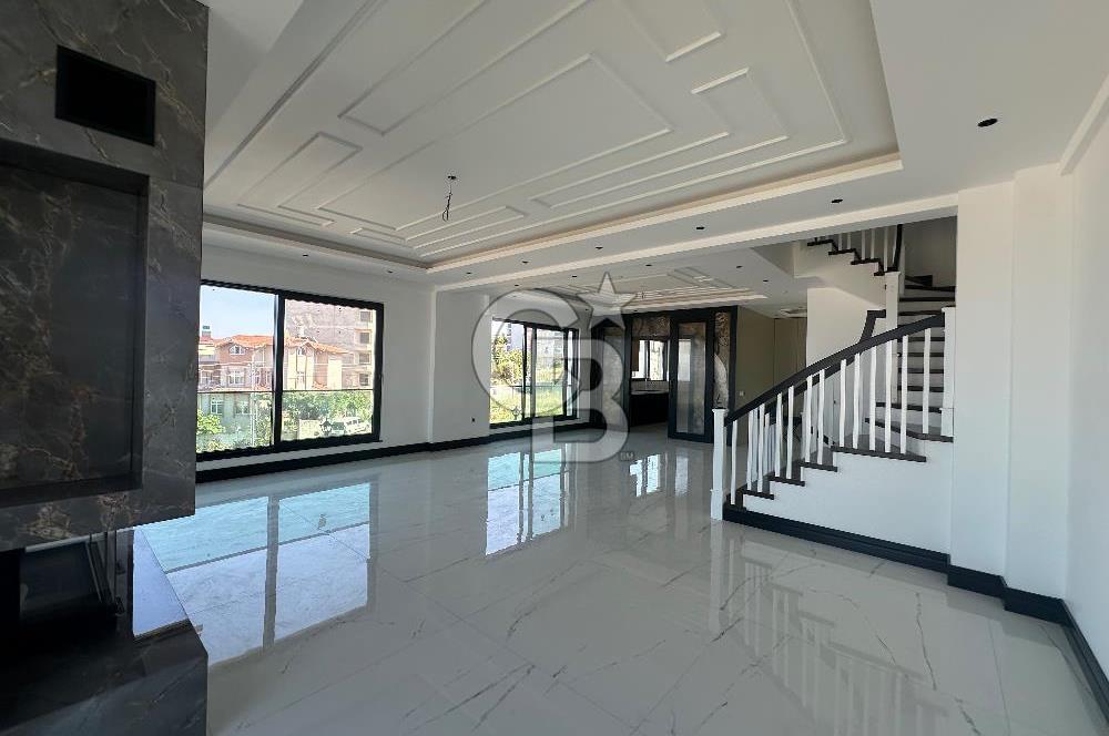 *PRESTİJLİ YAŞAMIN YENİ ADRESİ 4 KATLI AKILLI TRİPLEKS VİLLA*