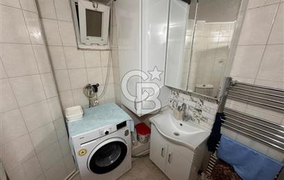 Çatalçeşme'de Cadde Üstü Satılık 2+1 90M² Daire