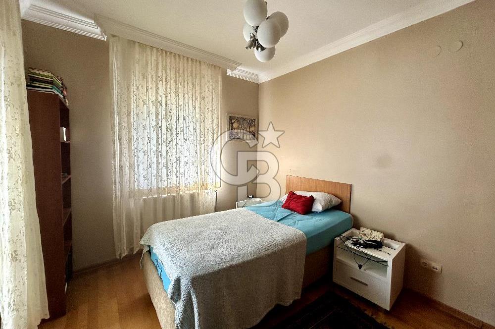 Bahçeşehir 2. Kısım Satılık 3+1 Daire Yeşillikler İçinde 185 m2