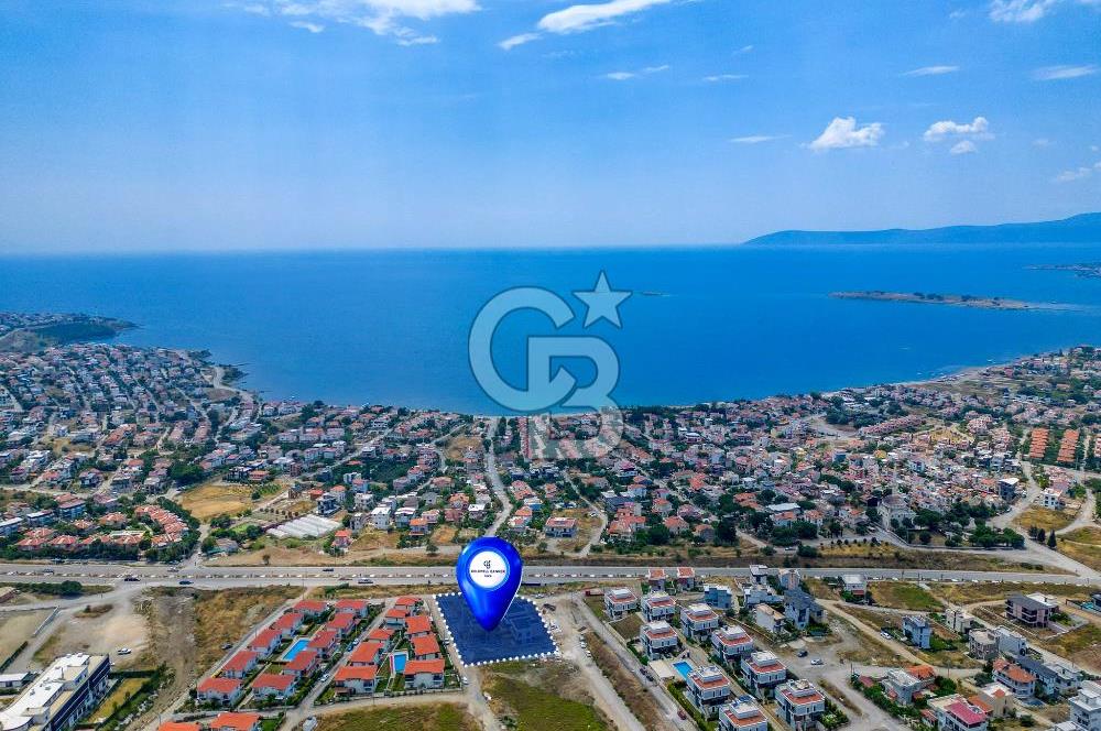 SEFERİHİSAR AKARCA DENİZ MANZARALI 4+1 SATILIK VİLLA