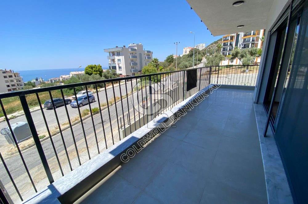 KUŞADASI EGE MAHALLESİ SATILIK MODERN 3+1 DAİRE
