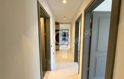 KUŞADASI EGE MAHALLESİ SATILIK MODERN 3+1 DAİRE